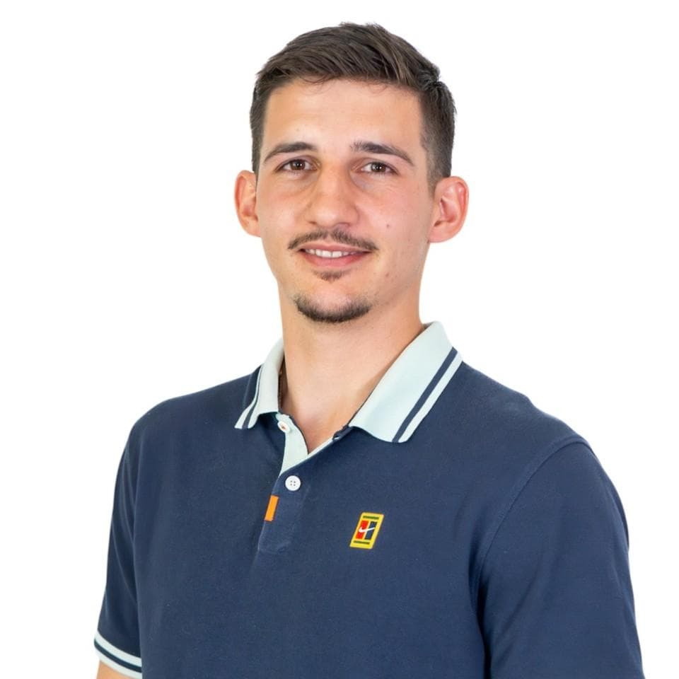 Hristiyan Karaivanov, Graphic Designer